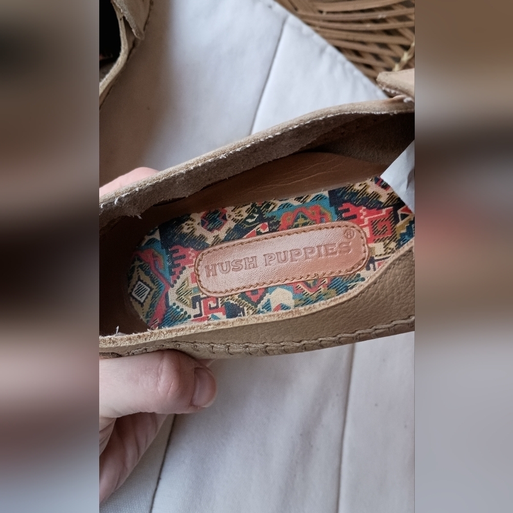 Hush Puppies Tan Leather Loafers_8.5 - Picture 3 of 10